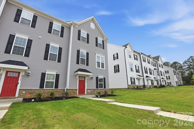 2129 Primm Farms Drive, Charlotte, NC 28216