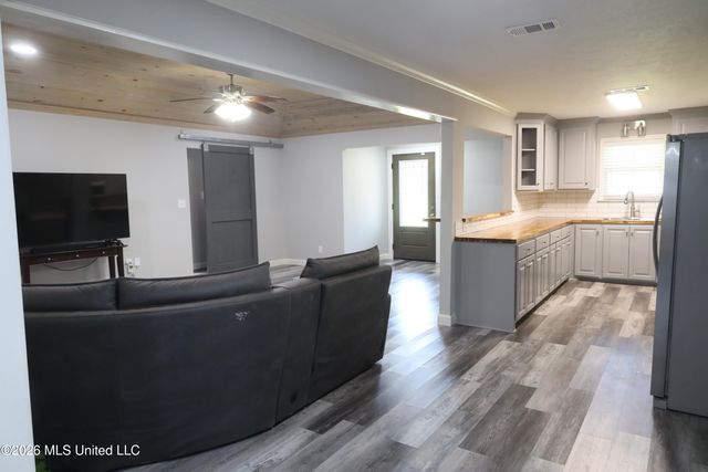 67 Willowbrook Lane, Brandon, MS 39042