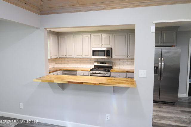 67 Willowbrook Lane, Brandon, MS 39042