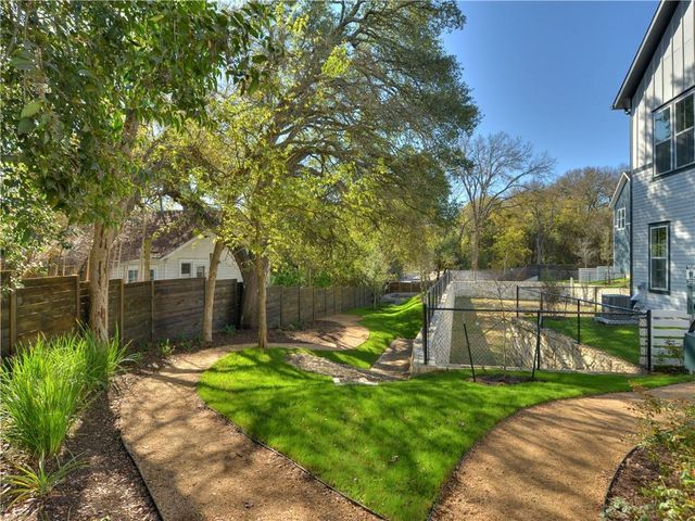 3809 Valley View RD 15, Austin, TX 78704