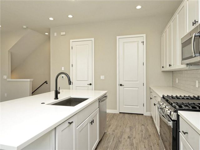 3809 Valley View RD 15, Austin, TX 78704