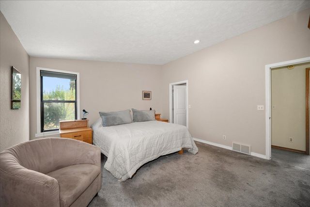 3111 E Angela Ct, Spokane, WA 99223