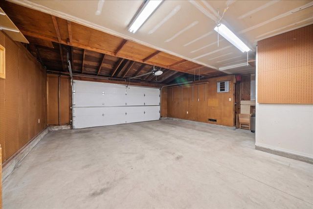 3111 E Angela Ct, Spokane, WA 99223