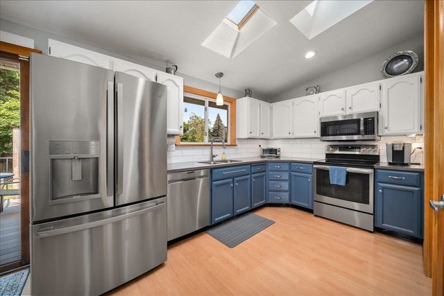 3111 E Angela Ct, Spokane, WA 99223
