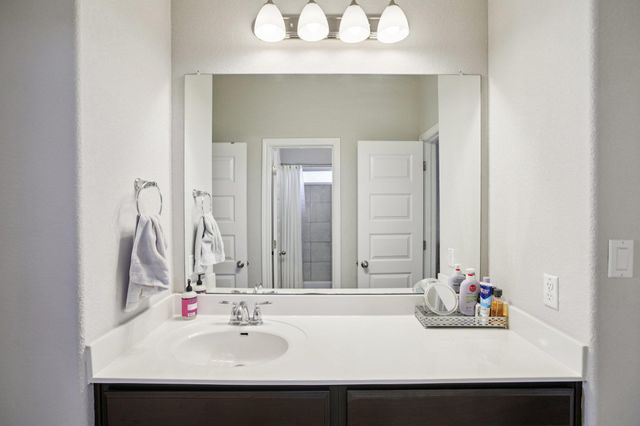 224 Rocky Spot DR, Austin, TX 78737