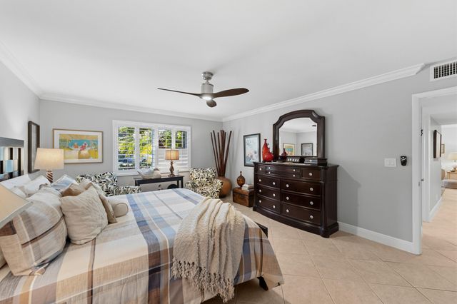 1920 NE 1st Terrace 116h, Wilton Manors, FL 33305