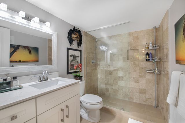 1920 NE 1st Terrace 116h, Wilton Manors, FL 33305