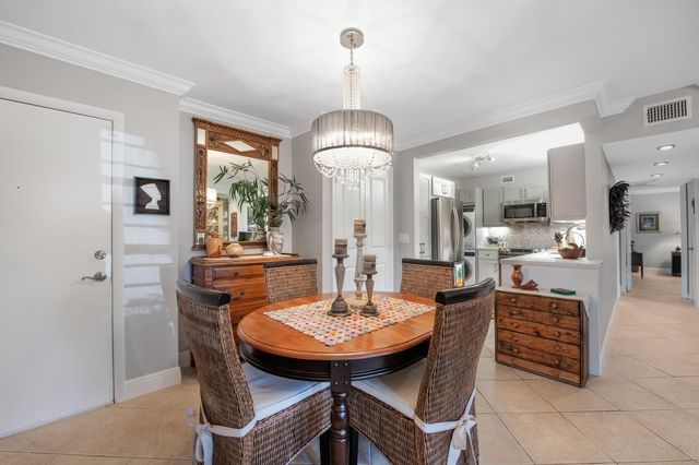 1920 NE 1st Terrace 116h, Wilton Manors, FL 33305