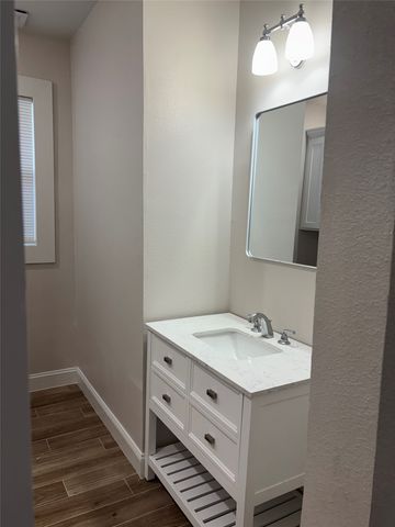 620 S Willomet Avenue, Dallas, TX 75208