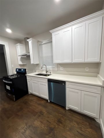 620 S Willomet Avenue, Dallas, TX 75208