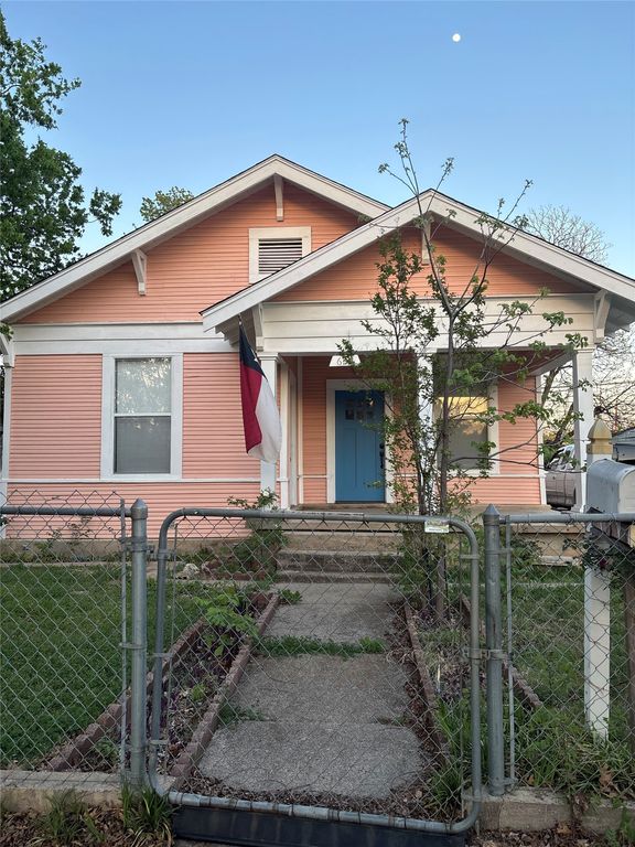 620 S Willomet Avenue, Dallas, TX 75208