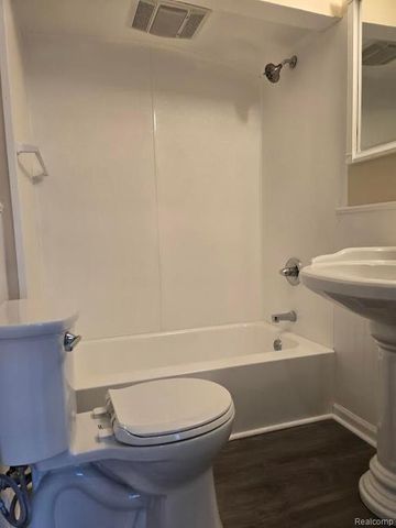 6927 Janet Street, Taylor, MI 48180