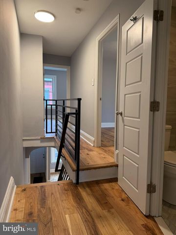 1817 N TAYLOR ST, Philadelphia, PA 19121