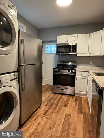 1817 N TAYLOR ST, Philadelphia, PA 19121