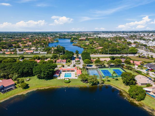 2657 SW 23rd Cranbrook Drive, Boynton Beach, FL 33436