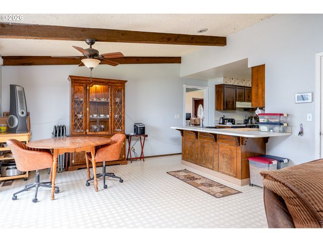 4558 TREESIDE Ct, Salem, OR 97305