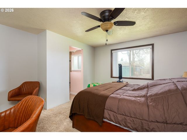 4558 TREESIDE Ct, Salem, OR 97305