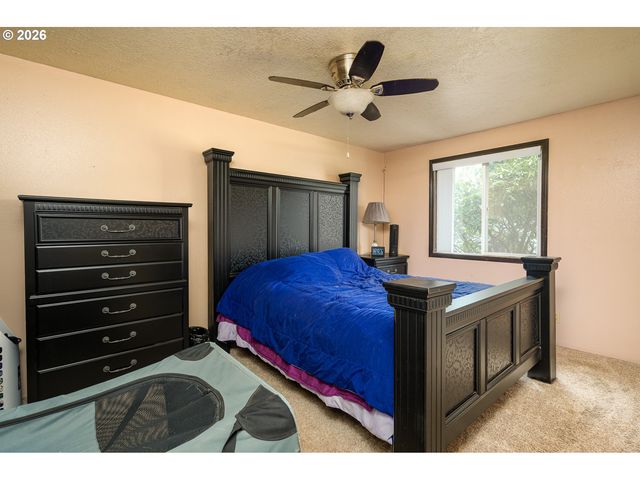 4558 TREESIDE Ct, Salem, OR 97305