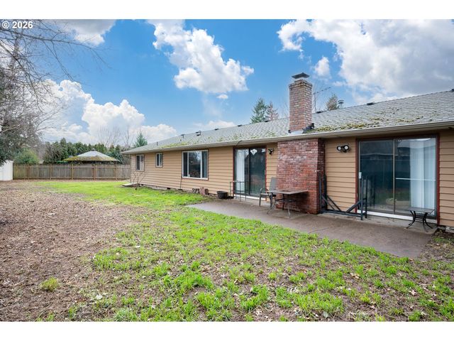 4558 TREESIDE Ct, Salem, OR 97305