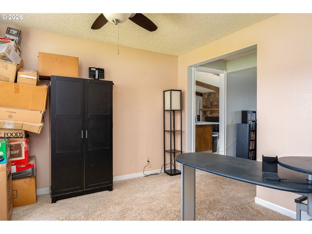 4558 TREESIDE Ct, Salem, OR 97305