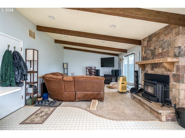 4558 TREESIDE Ct, Salem, OR 97305