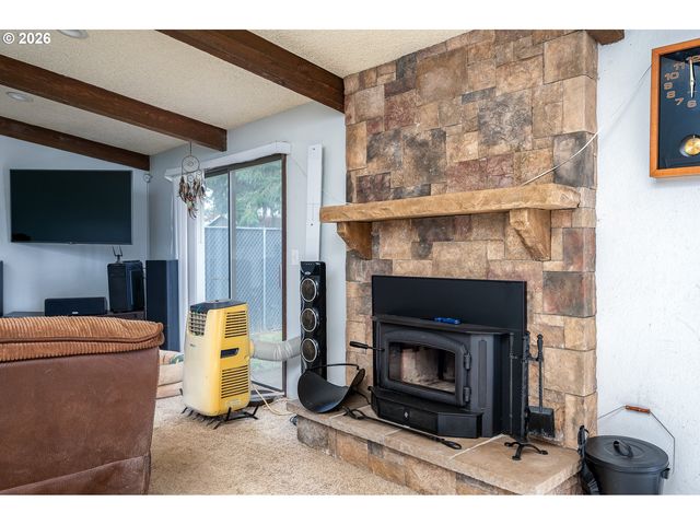 4558 TREESIDE Ct, Salem, OR 97305