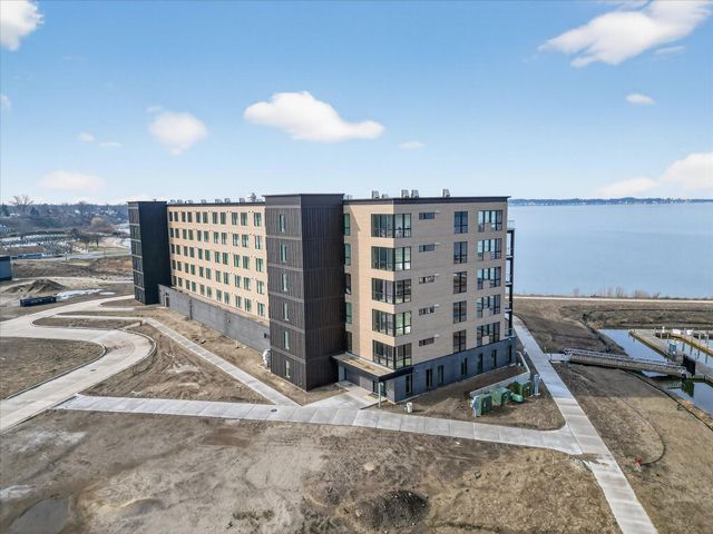 901 Adelaide Circle 602, Muskegon, MI 49441
