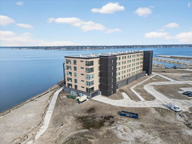 901 Adelaide Circle 602, Muskegon, MI 49441