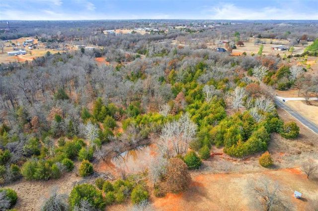 114 Timber Lake Drive, Mcloud, OK 74851