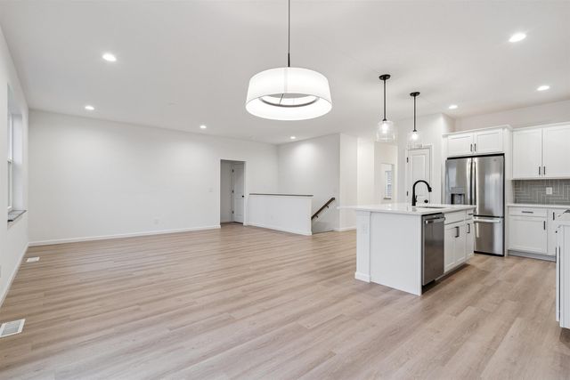 4528 Sonoma Drive, Cedar Falls, IA 50613