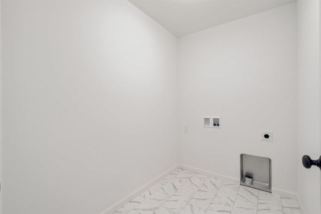 4528 Sonoma Drive, Cedar Falls, IA 50613