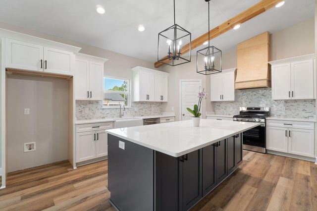 2 Coweta Road, Cantonment, FL 32533