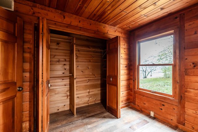 9530 Lower River Road, Burlington, KY 41005