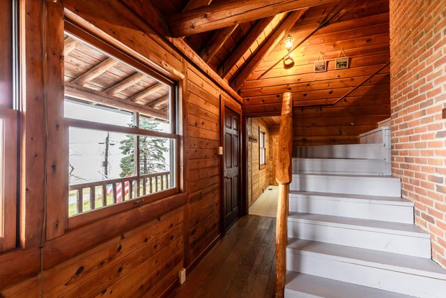 9530 Lower River Road, Burlington, KY 41005