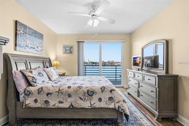 8000 SAILBOAT KEY BOULEVARD S 304, St Pete Beach, FL 33707