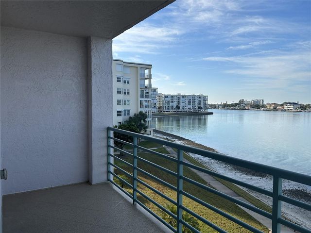 8000 SAILBOAT KEY BOULEVARD S 304, St Pete Beach, FL 33707