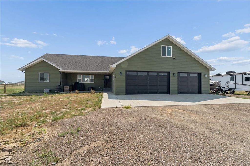 144 Leo Lane, Great Falls, MT 59404 photo 1