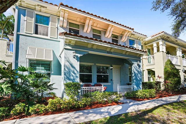 2913 Cascada Isles Way, Cooper City, FL 33024