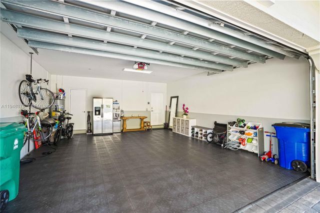 2913 Cascada Isles Way, Cooper City, FL 33024