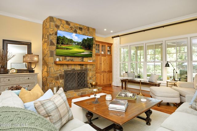 35 Quaker Ridge Road, Pinehurst, NC 28374