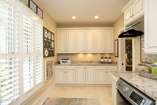 35 Quaker Ridge Road, Pinehurst, NC 28374