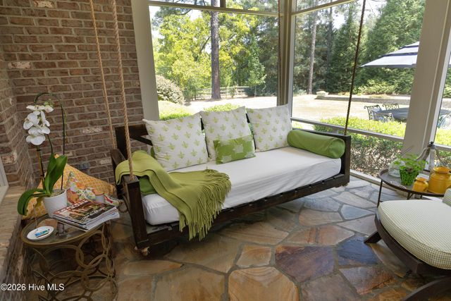 35 Quaker Ridge Road, Pinehurst, NC 28374