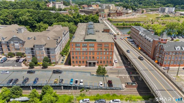 145 Canal Street 8, Shelton, CT 06484