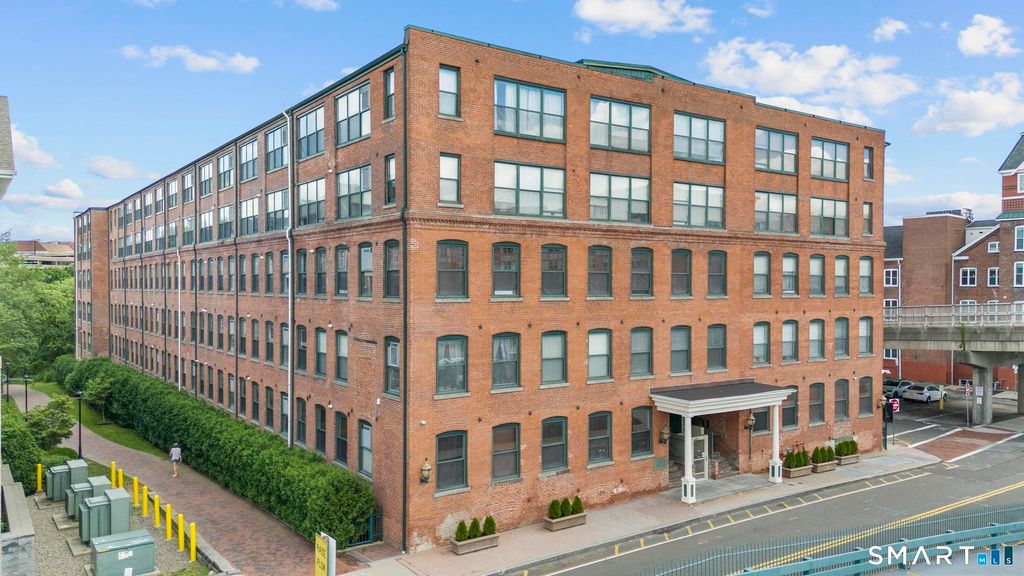 145 Canal Street 8, Shelton, CT 06484