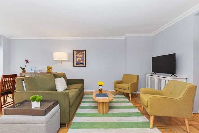 155 E 38th St Apt 9A, New York City, NY 10016