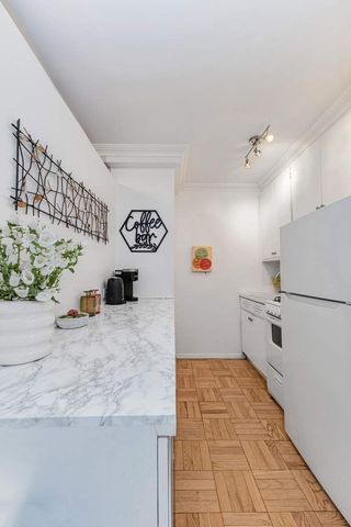 155 E 38th St Apt 9A, New York City, NY 10016