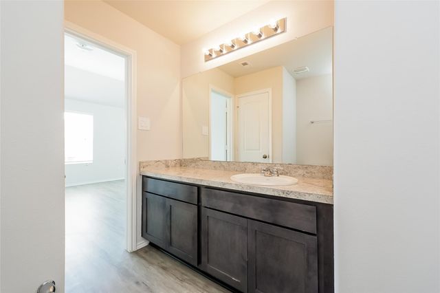 943 Imperial Heights Drive, Houston, TX 77073