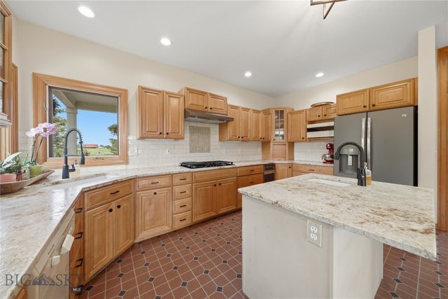 977 Trailcrest Drive, Bozeman, MT 59718
