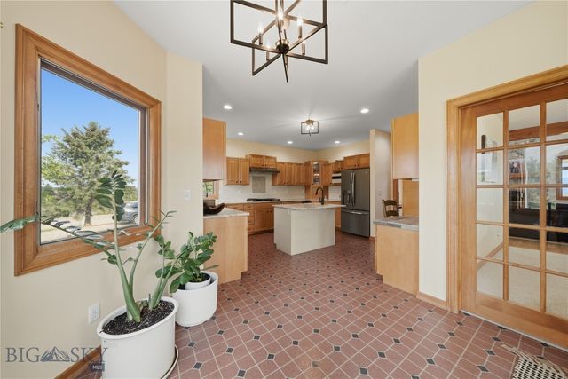 977 Trailcrest Drive, Bozeman, MT 59718