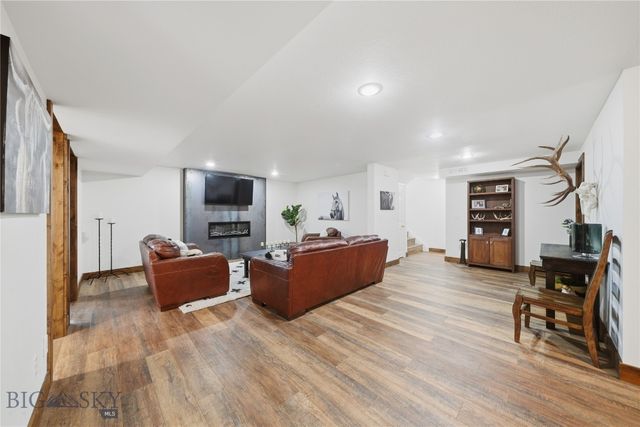 977 Trailcrest Drive, Bozeman, MT 59718